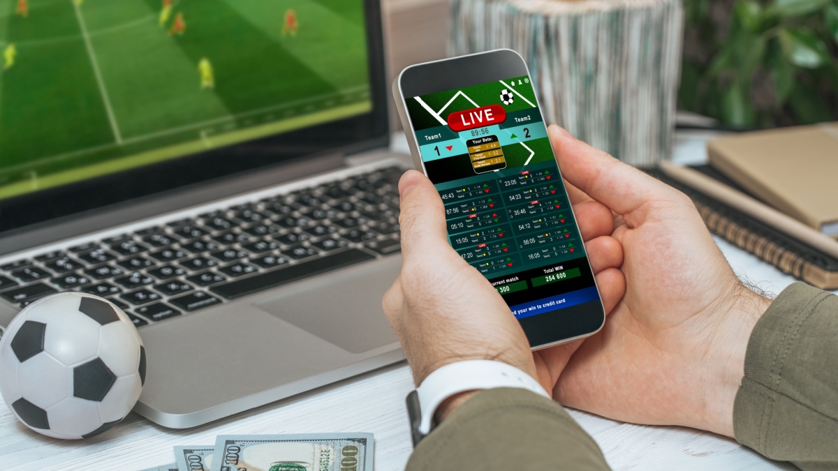 Online betting sites on phone and web