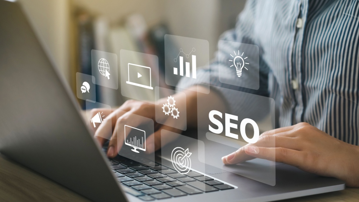 SEO statistics on computer
